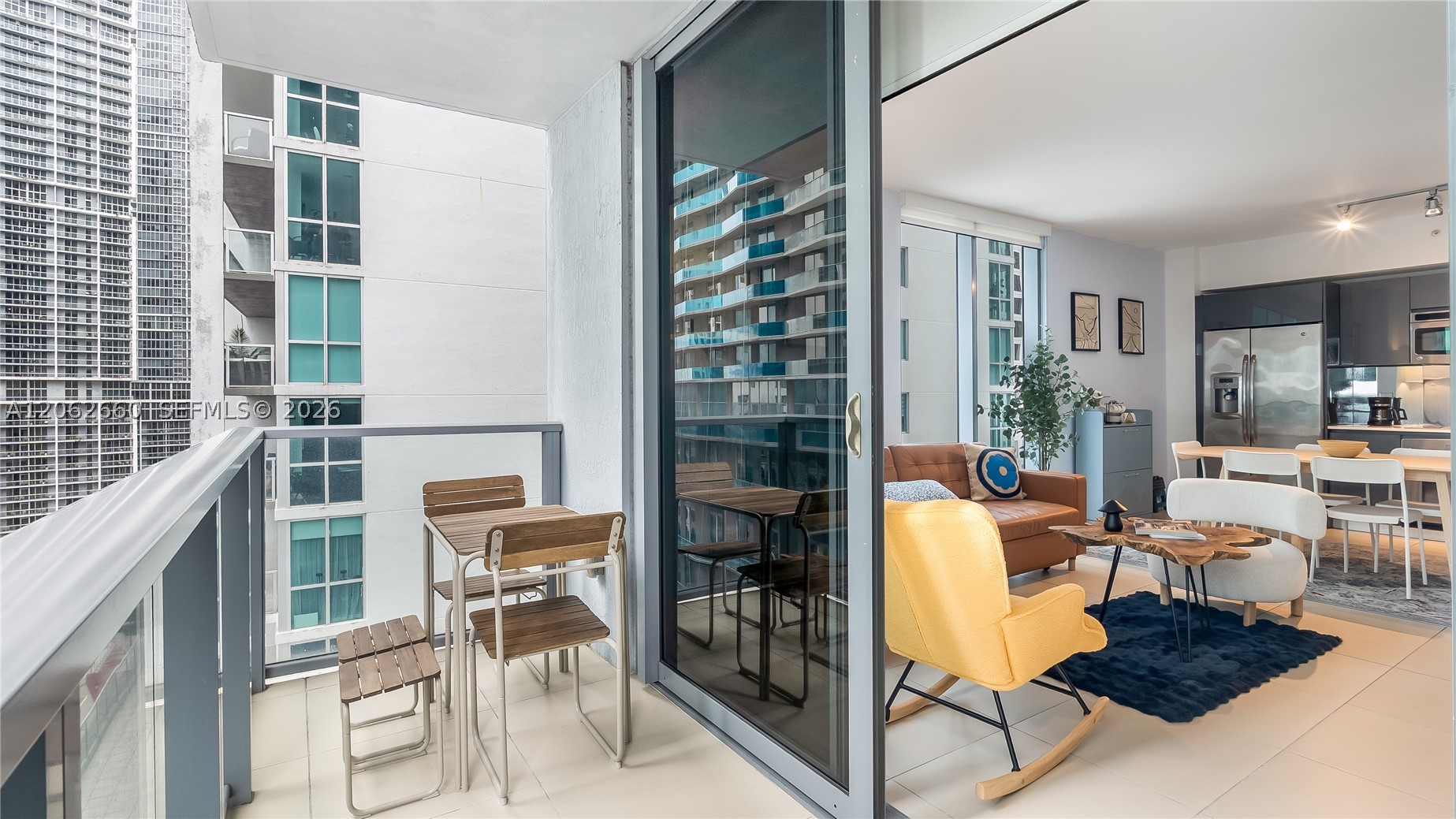 31 SE 6th St #1708, Miami FL 33131