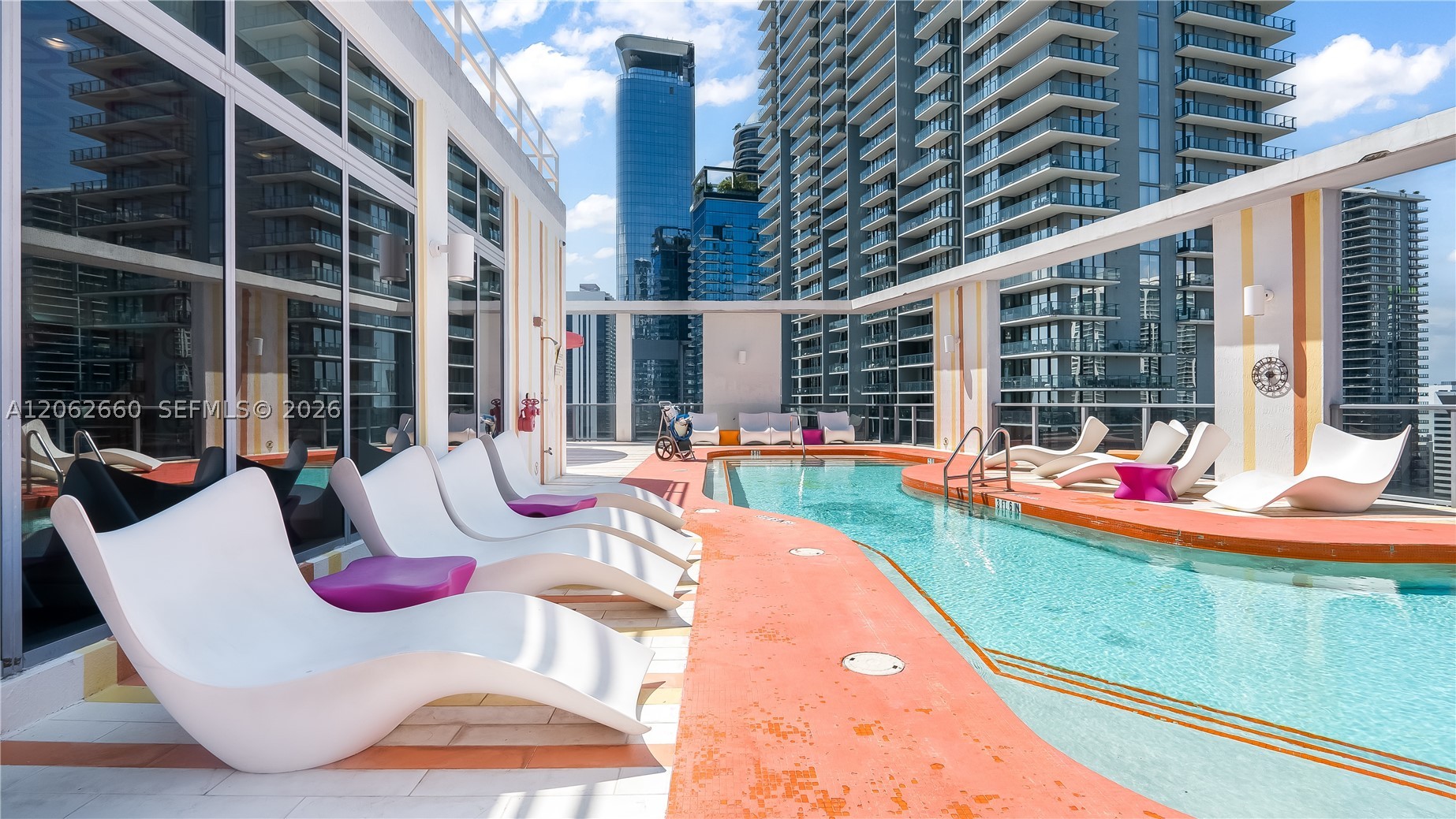 31 SE 6th St #1708, Miami FL 33131