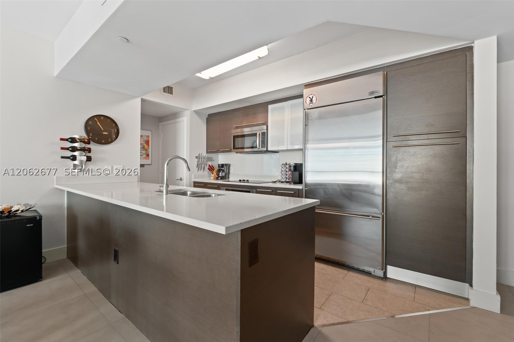 500 Brickell Ave #1405, Miami FL 33131