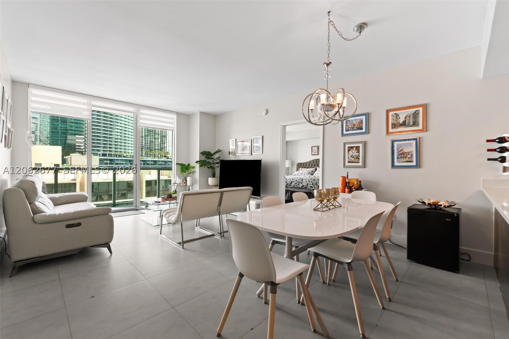 500 Brickell Ave #1405, Miami FL 33131