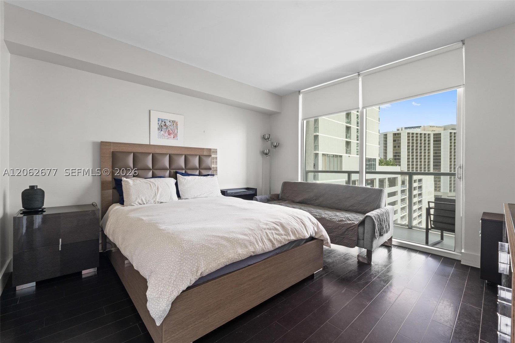 500 Brickell Ave #1405, Miami FL 33131