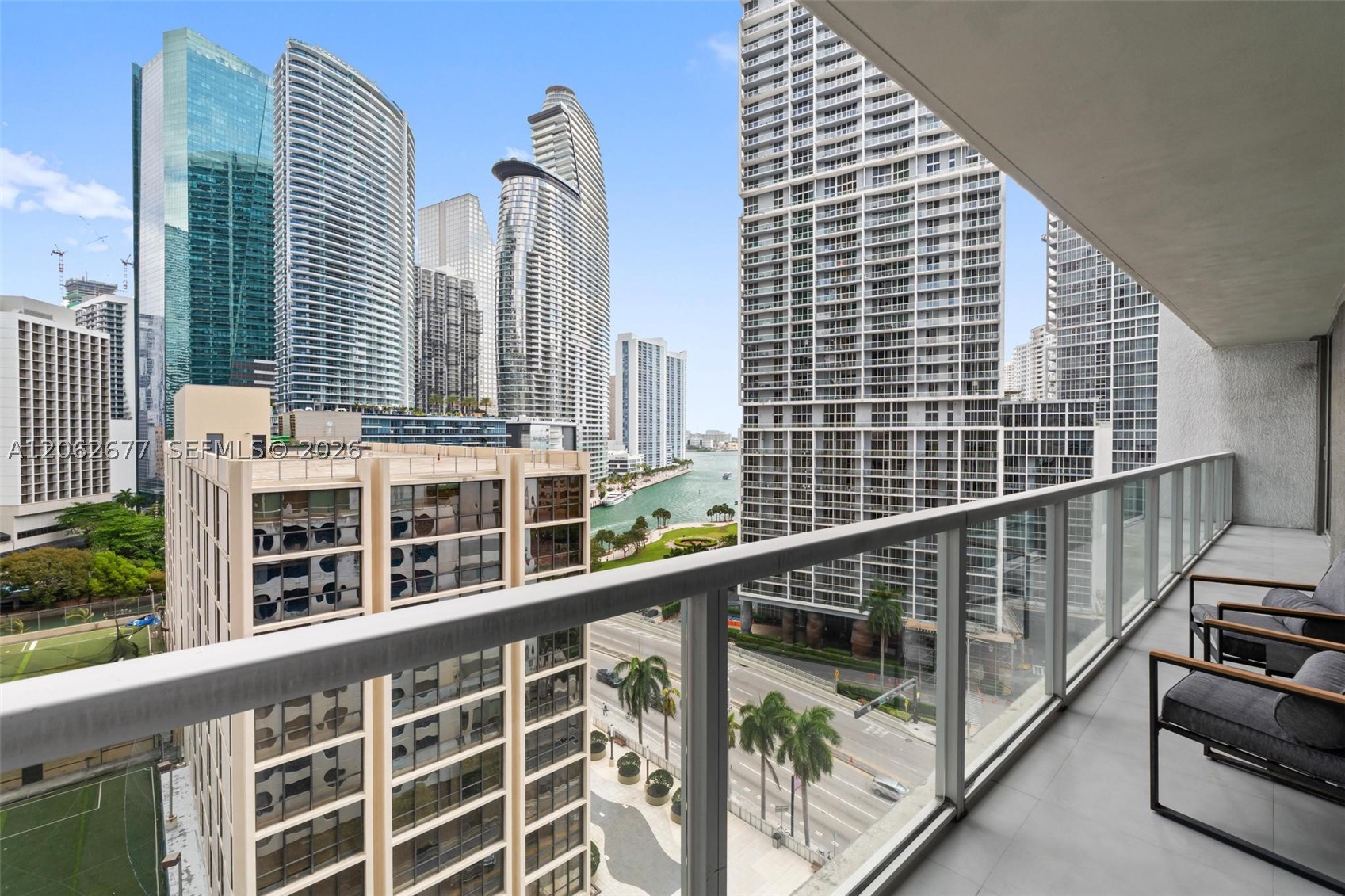 500 Brickell Ave #1405, Miami FL 33131