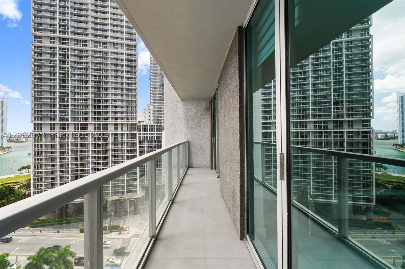 500 Brickell Ave #1405, Miami FL 33131