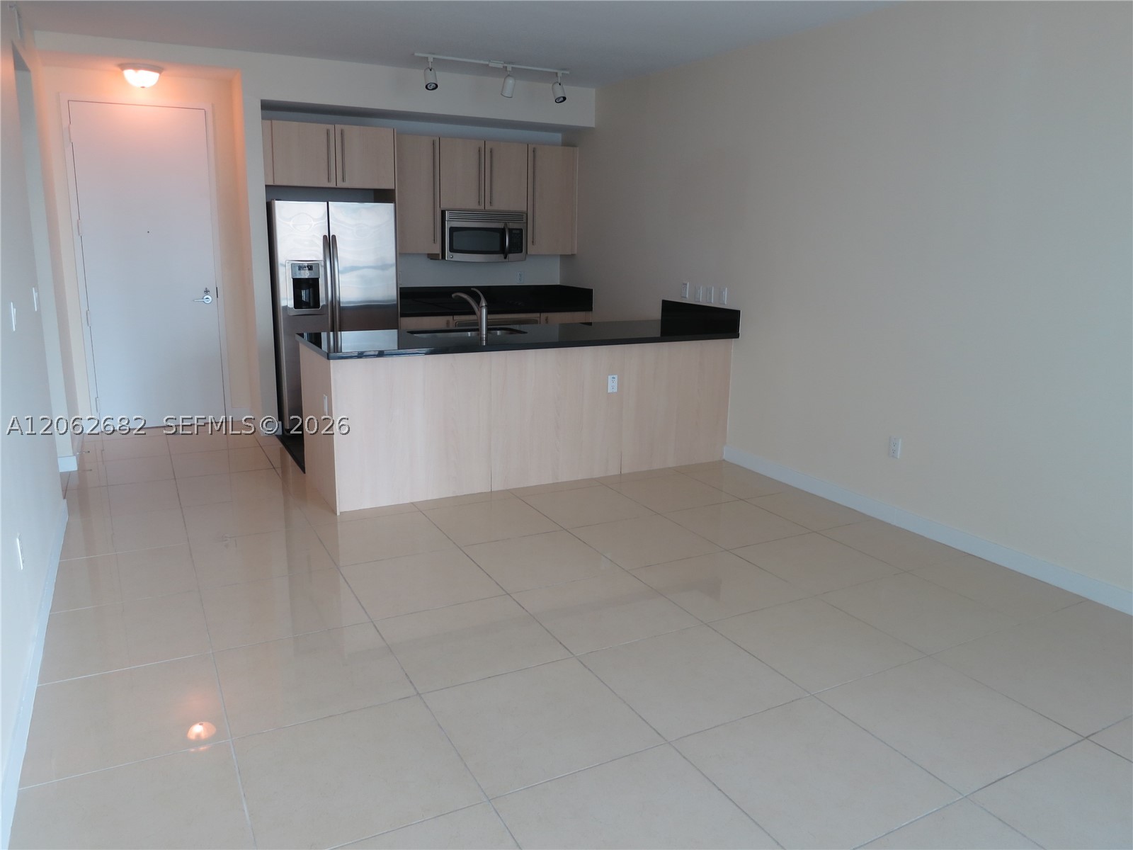 1111 SW 1 AV #1024-N, Miami FL 33130