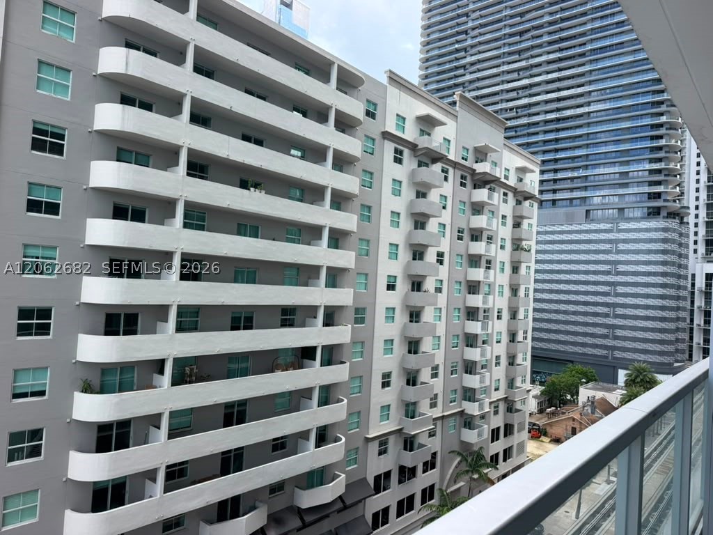 1111 SW 1 AV #1024-N, Miami FL 33130