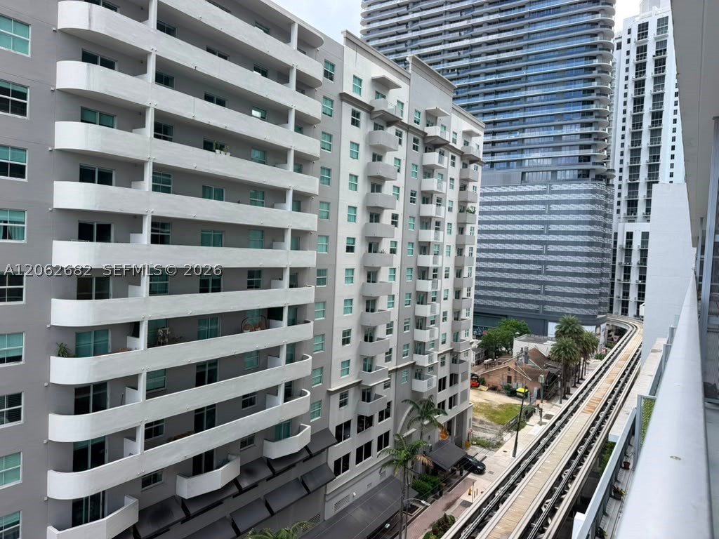 1111 SW 1 AV #1024-N, Miami FL 33130