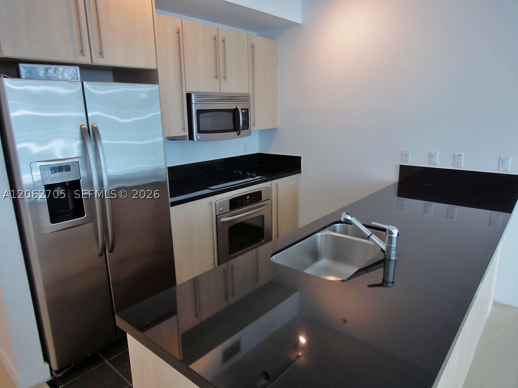1111 SW 1 AV #1715-N, Miami FL 33130