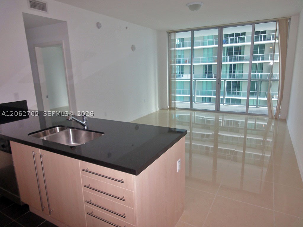 1111 SW 1 AV #1715-N, Miami FL 33130
