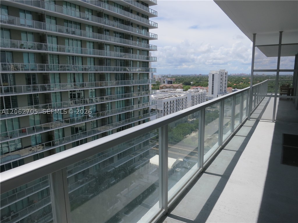 1111 SW 1 AV #1715-N, Miami FL 33130