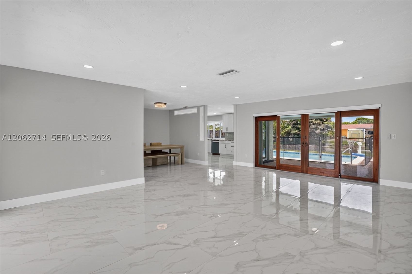 9531 NW 20th Pl, Sunrise FL 33322