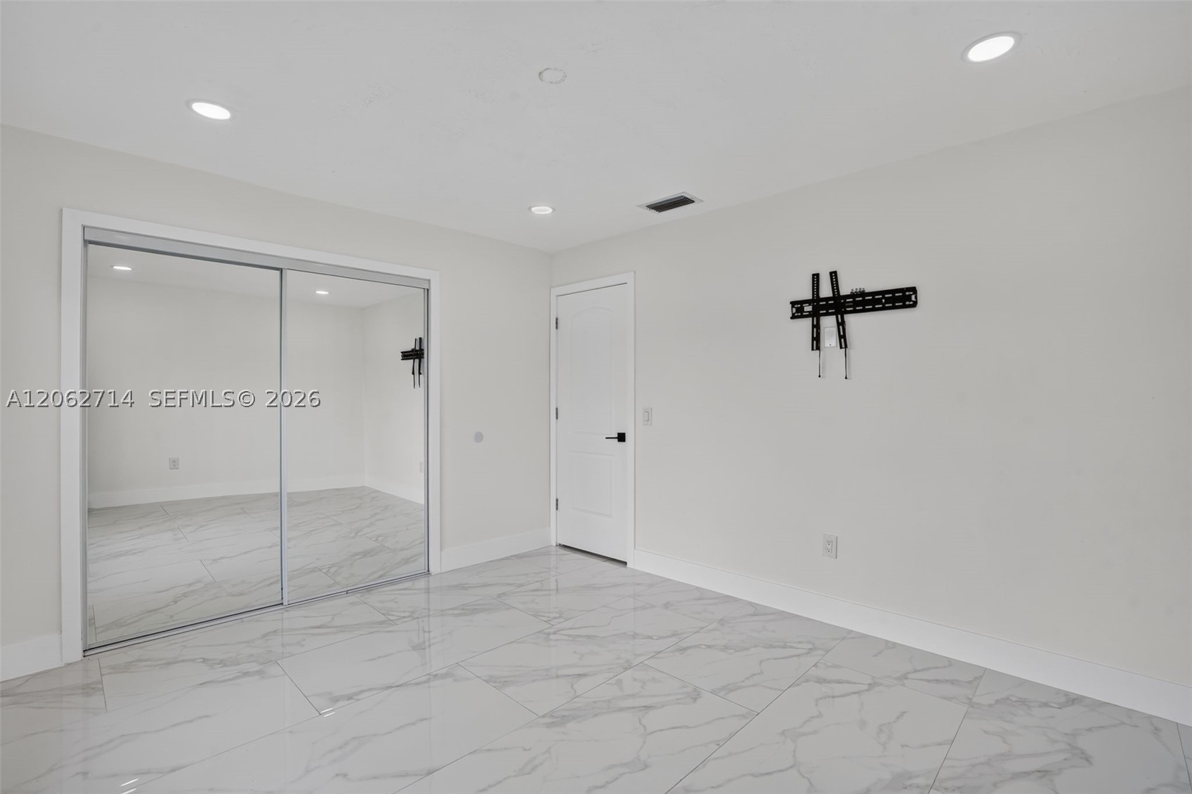 9531 NW 20th Pl, Sunrise FL 33322