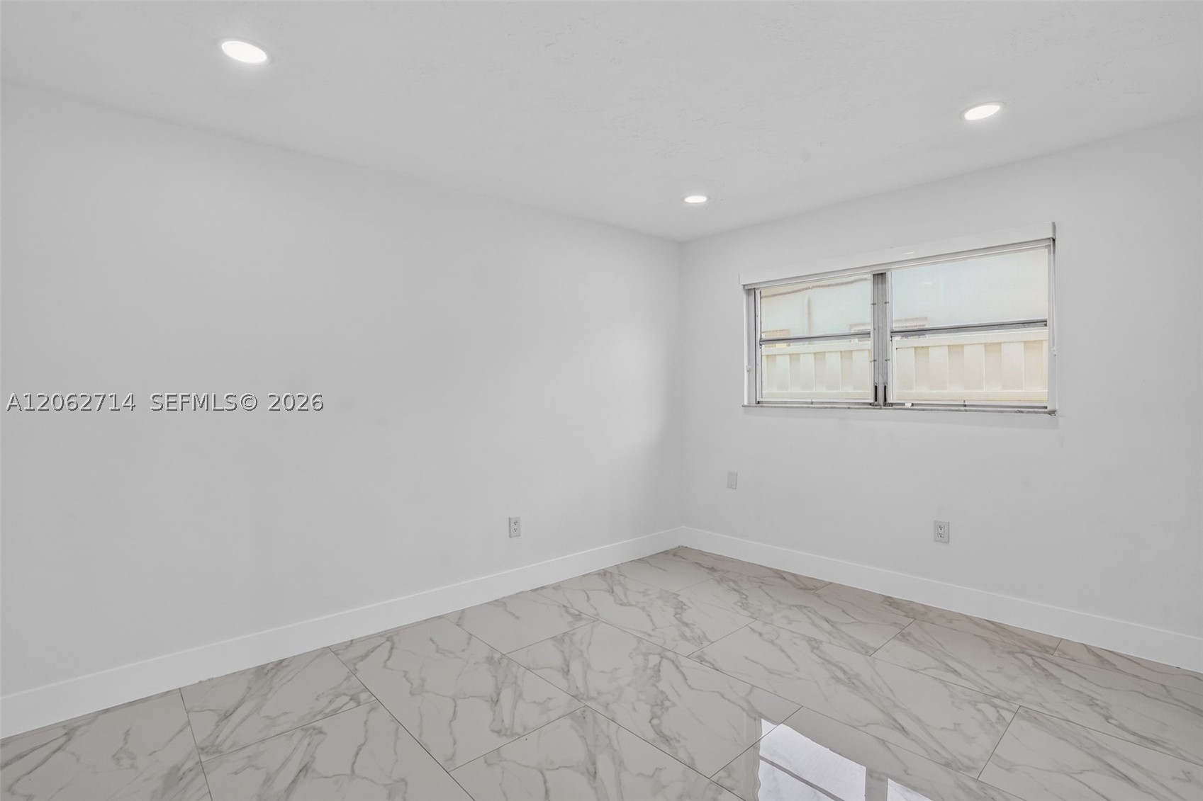 9531 NW 20th Pl, Sunrise FL 33322