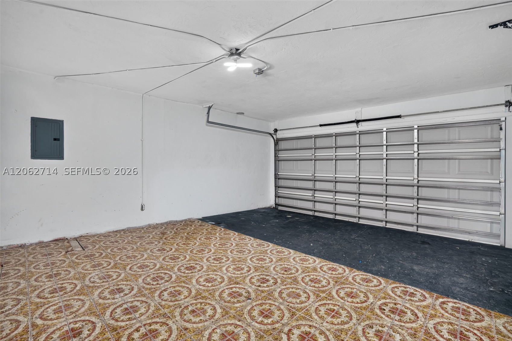 9531 NW 20th Pl, Sunrise FL 33322