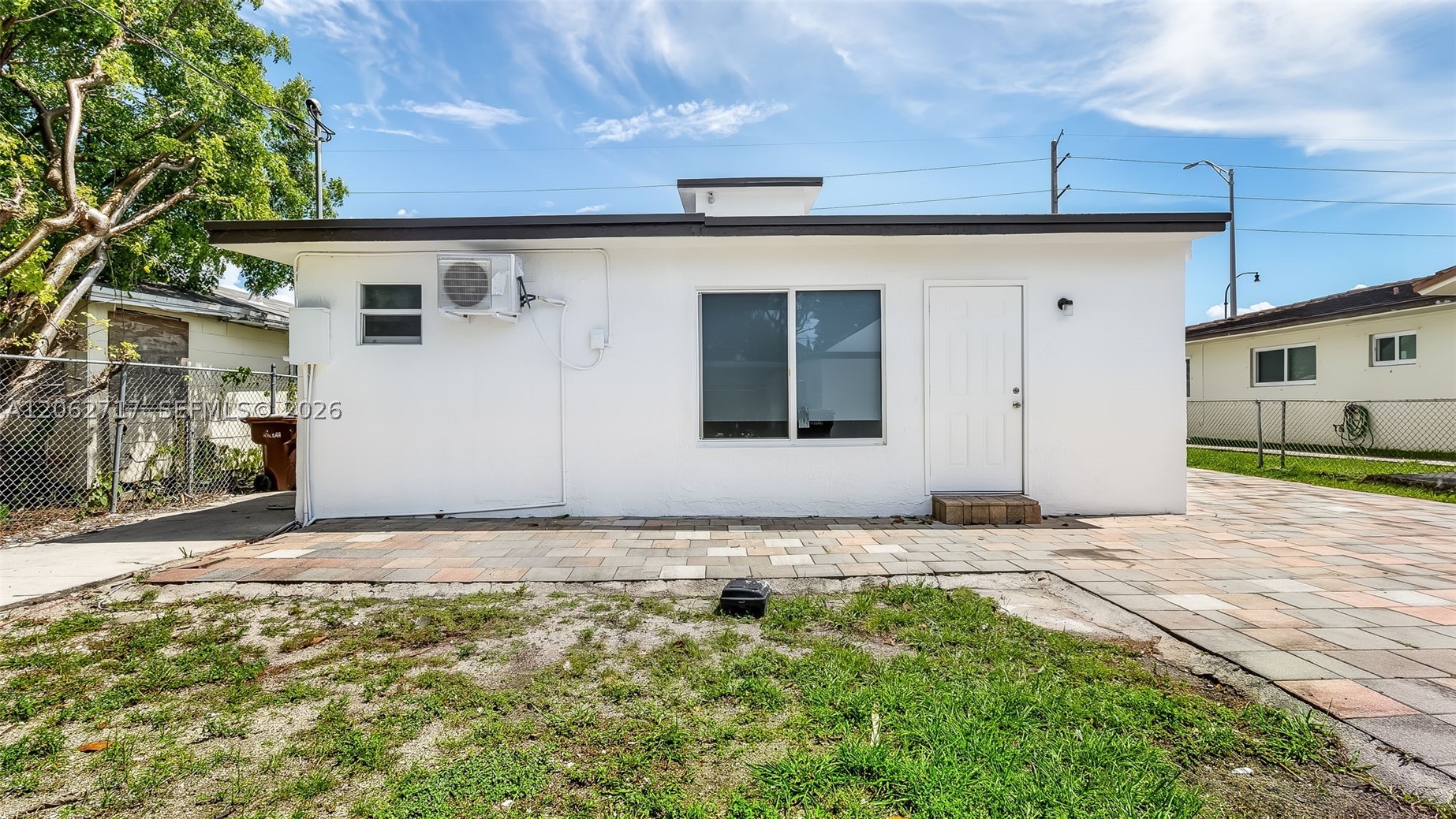 117 E 10th St, Hialeah FL 33010