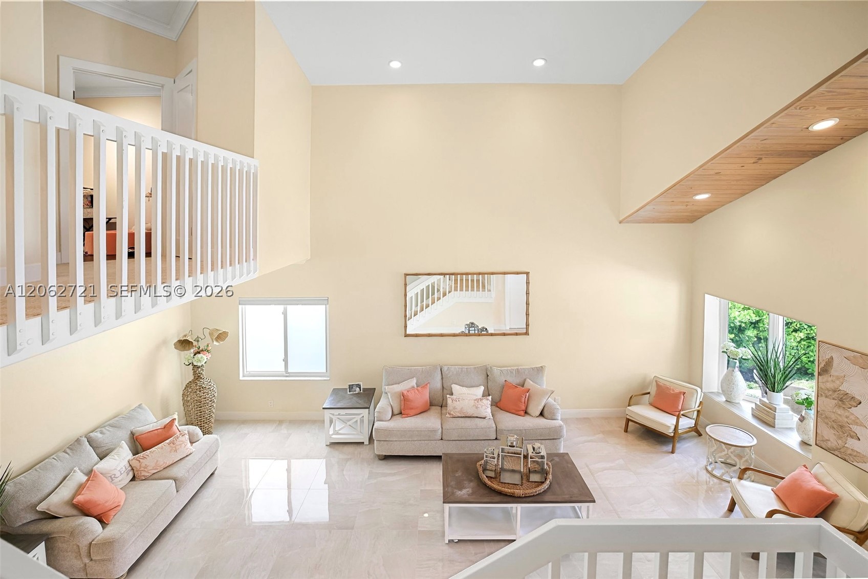 426 SE 5th St, Dania Beach FL 33004