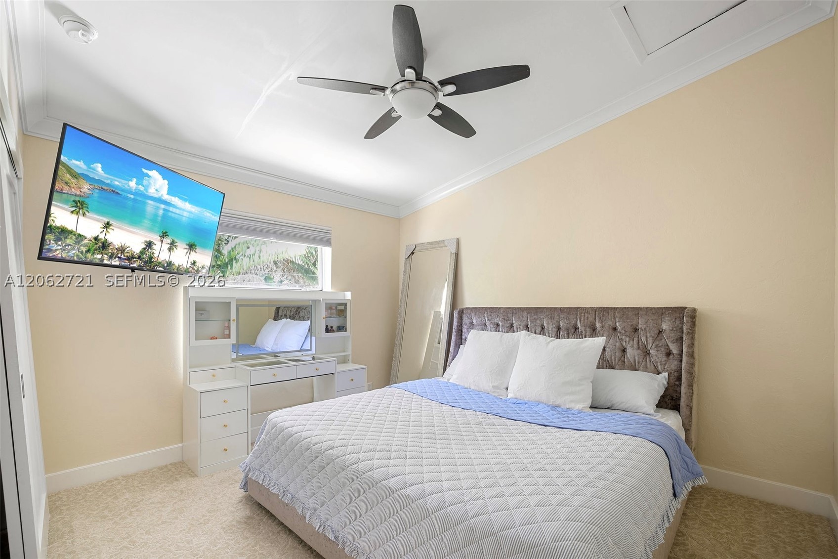 426 SE 5th St, Dania Beach FL 33004