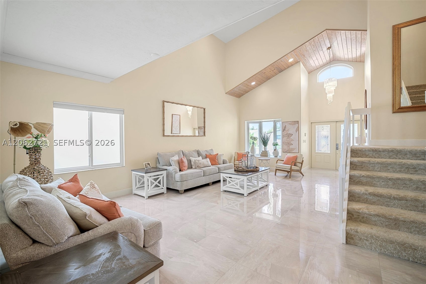 426 SE 5th St, Dania Beach FL 33004
