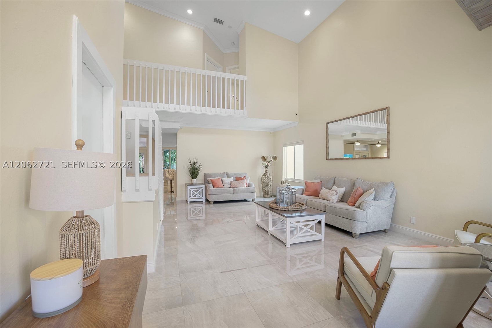 426 SE 5th St, Dania Beach FL 33004