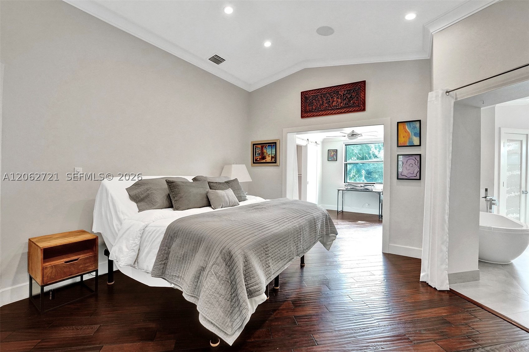 426 SE 5th St, Dania Beach FL 33004
