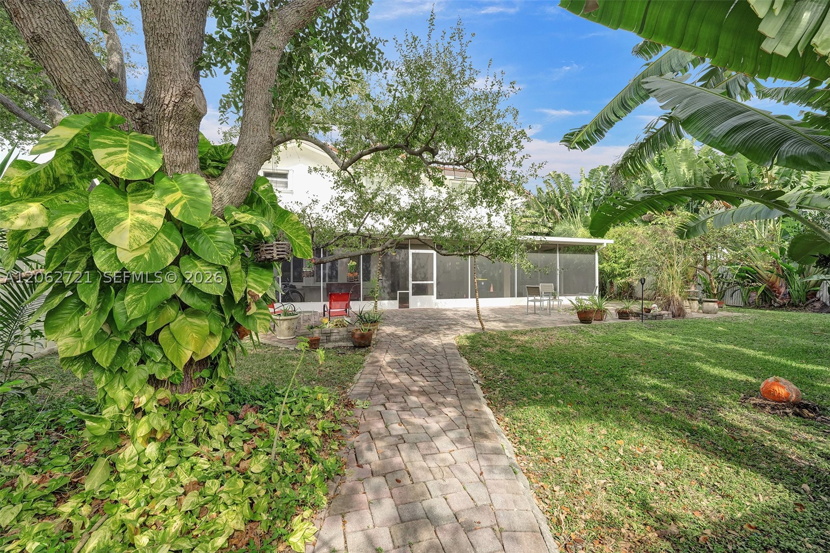 426 SE 5th St, Dania Beach FL 33004