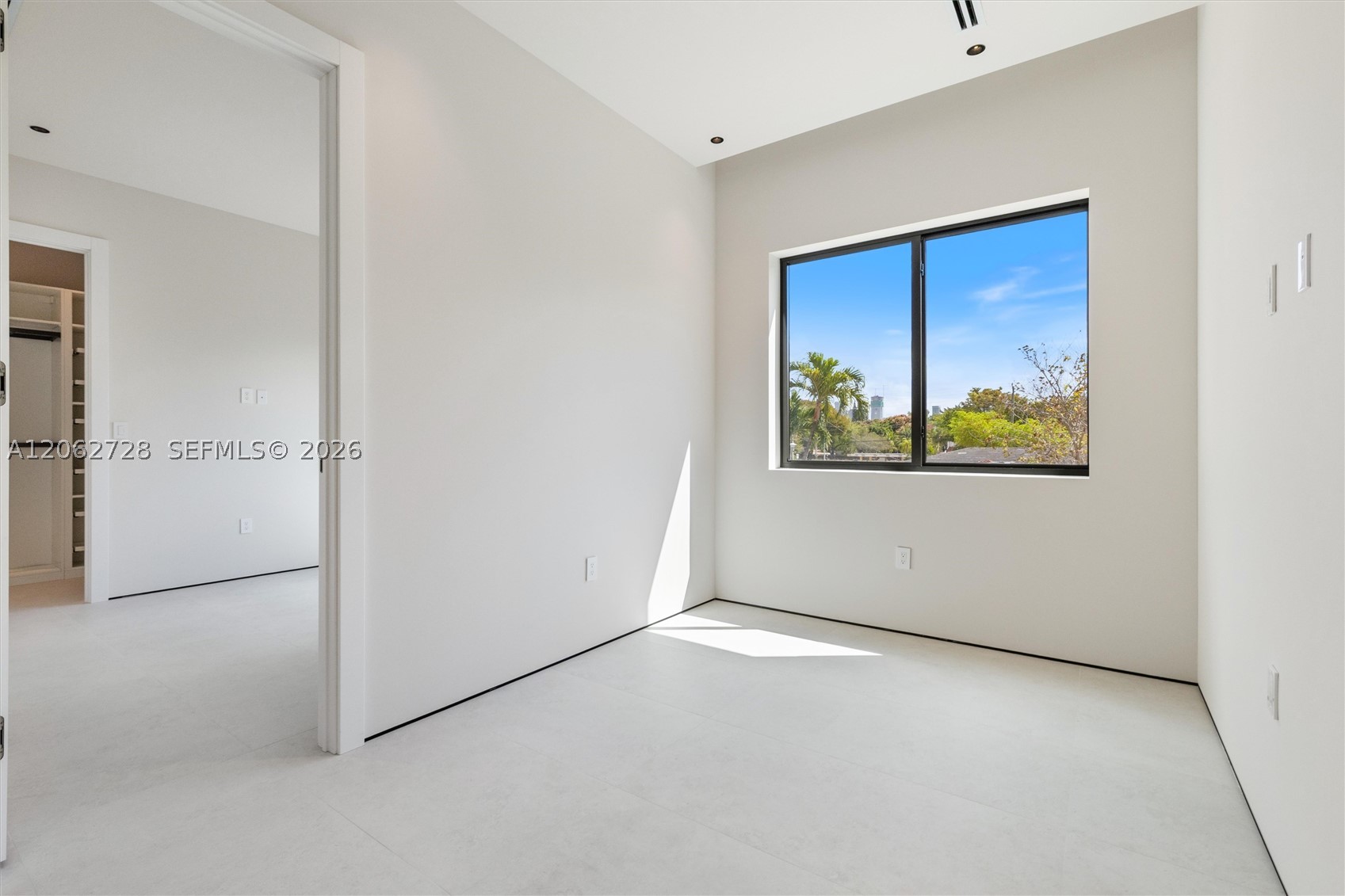 1748 SW 21st Ter #right, Miami FL 33145