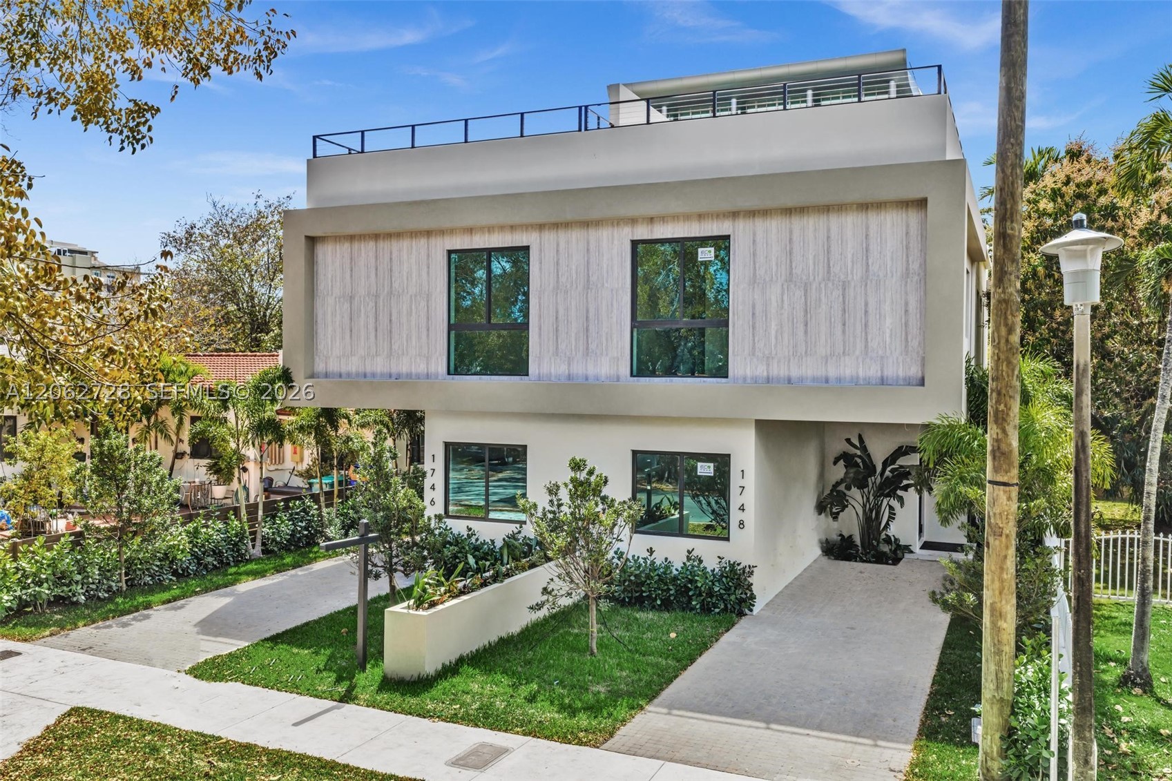 1748 SW 21st Ter #right, Miami FL 33145