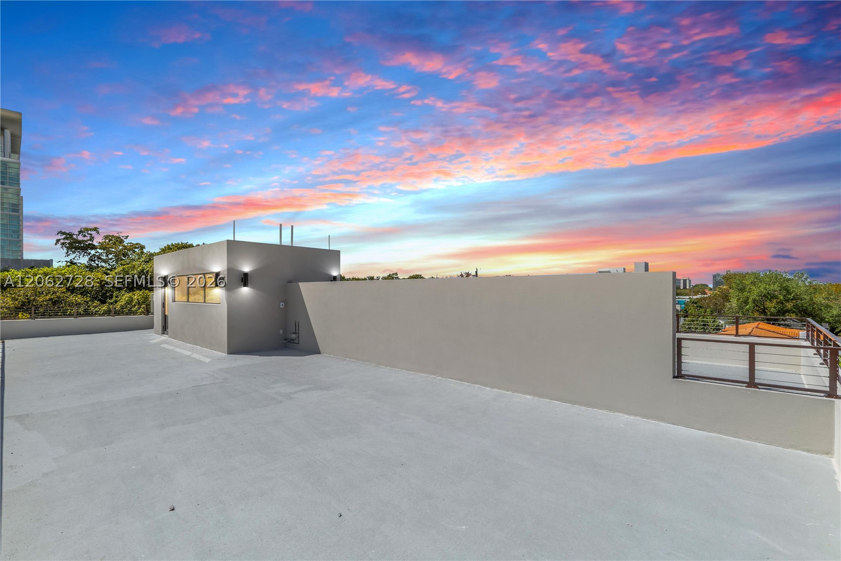 1748 SW 21st Ter #right, Miami FL 33145