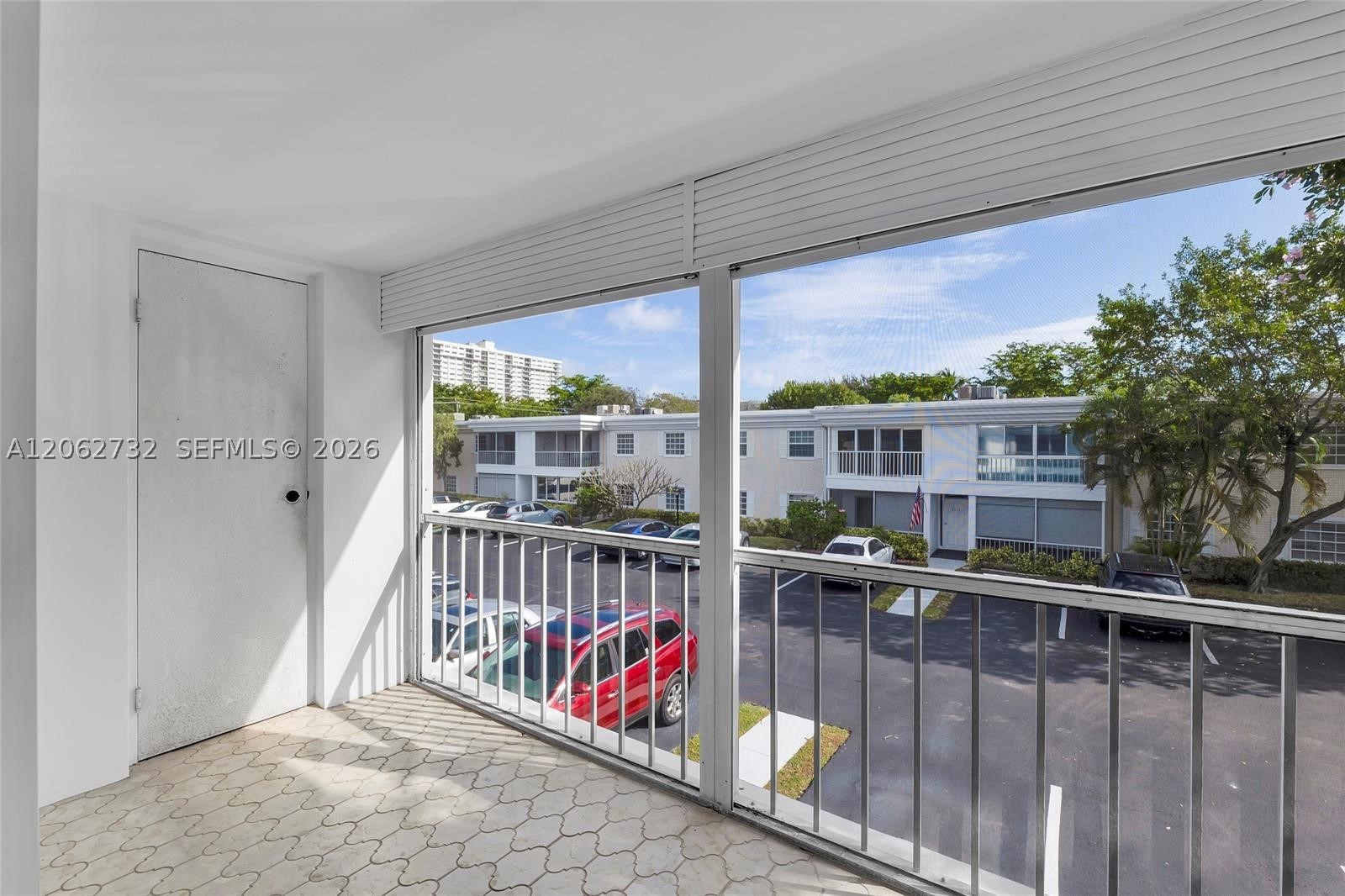 6413 Bay Club Dr #3, Fort Lauderdale FL 33308
