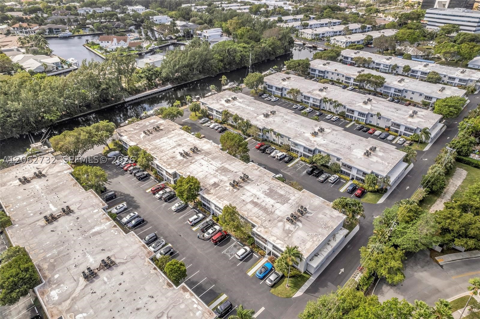 6413 Bay Club Dr #3, Fort Lauderdale FL 33308