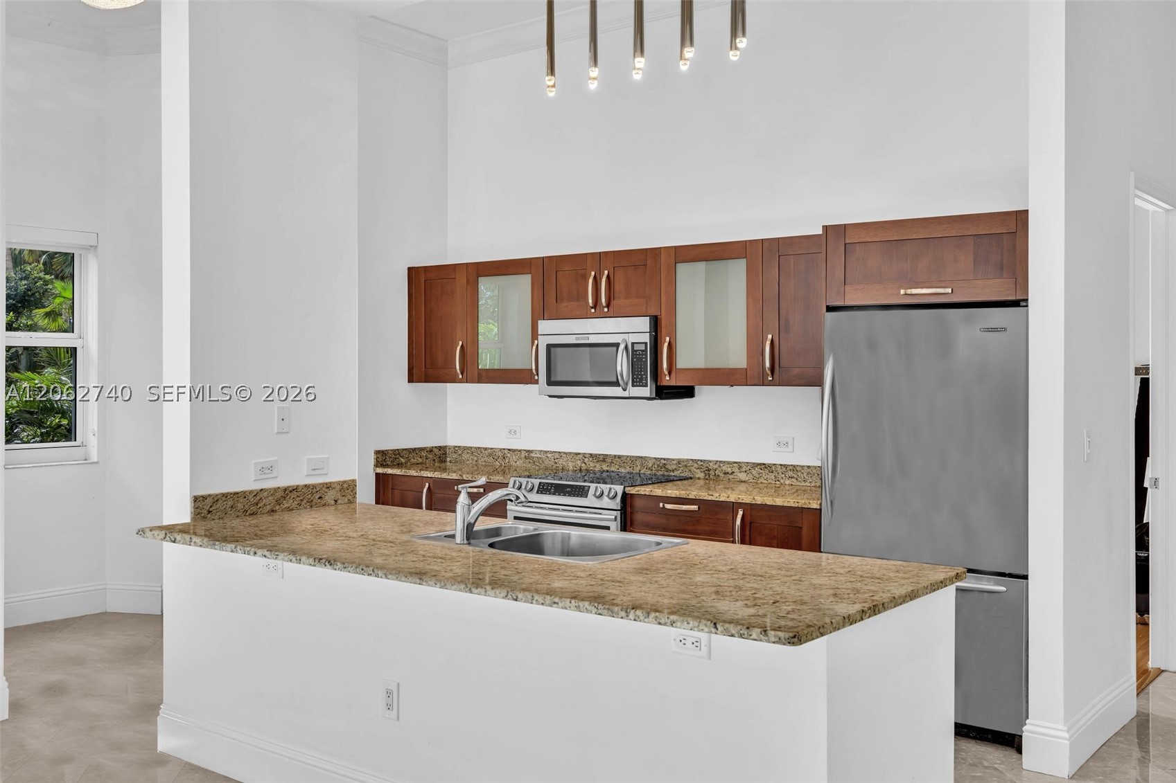 20000 E Country Club Dr #110, Aventura FL 33180