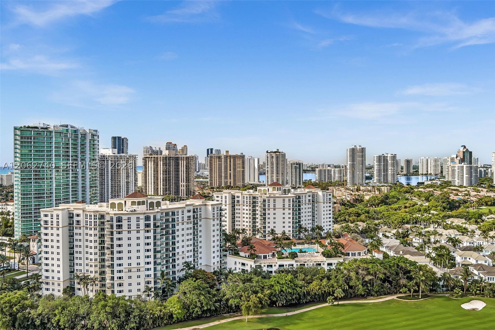 20000 E Country Club Dr #110, Aventura FL 33180