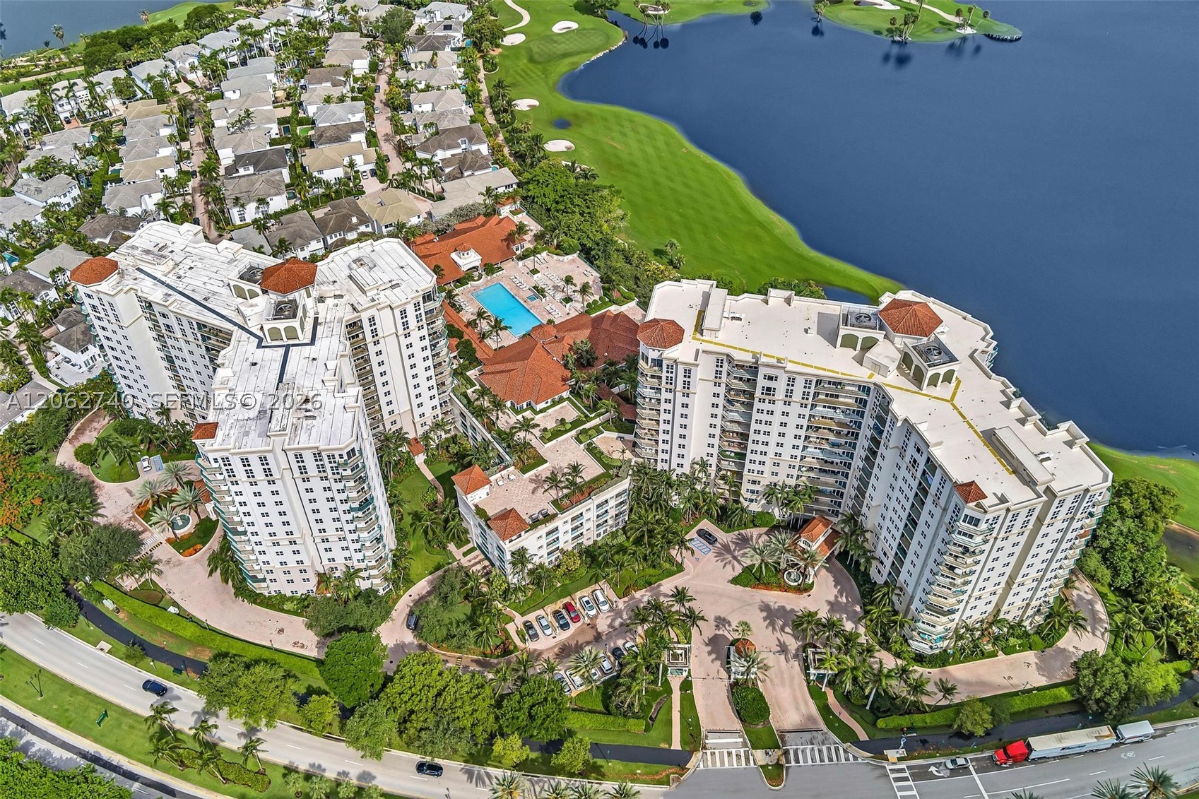 20000 E Country Club Dr #110, Aventura FL 33180