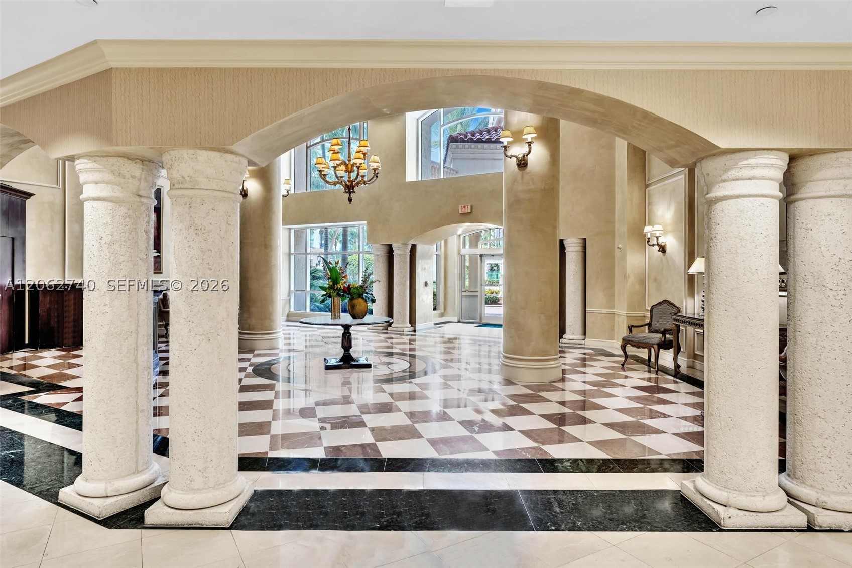 20000 E Country Club Dr #110, Aventura FL 33180