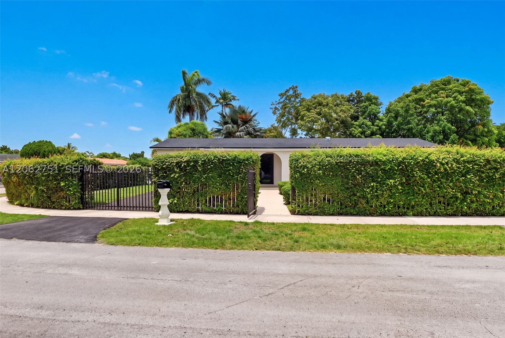 6514 SW 107th Pl, Miami FL 33173