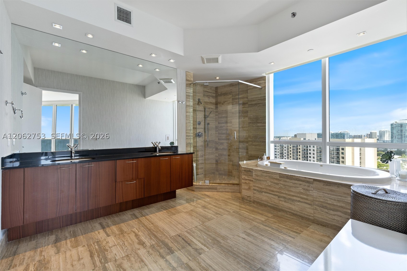 15811 Collins Ave #1604, Sunny Isles Beach FL 33160