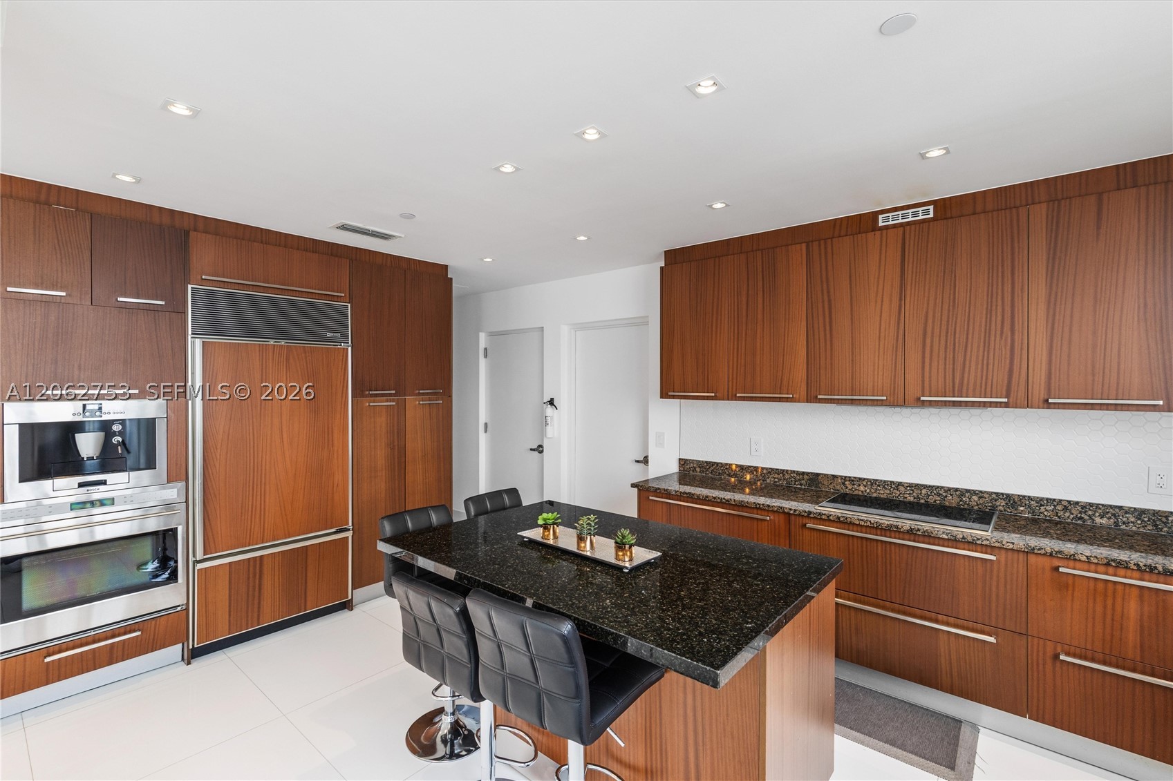 15811 Collins Ave #1604, Sunny Isles Beach FL 33160