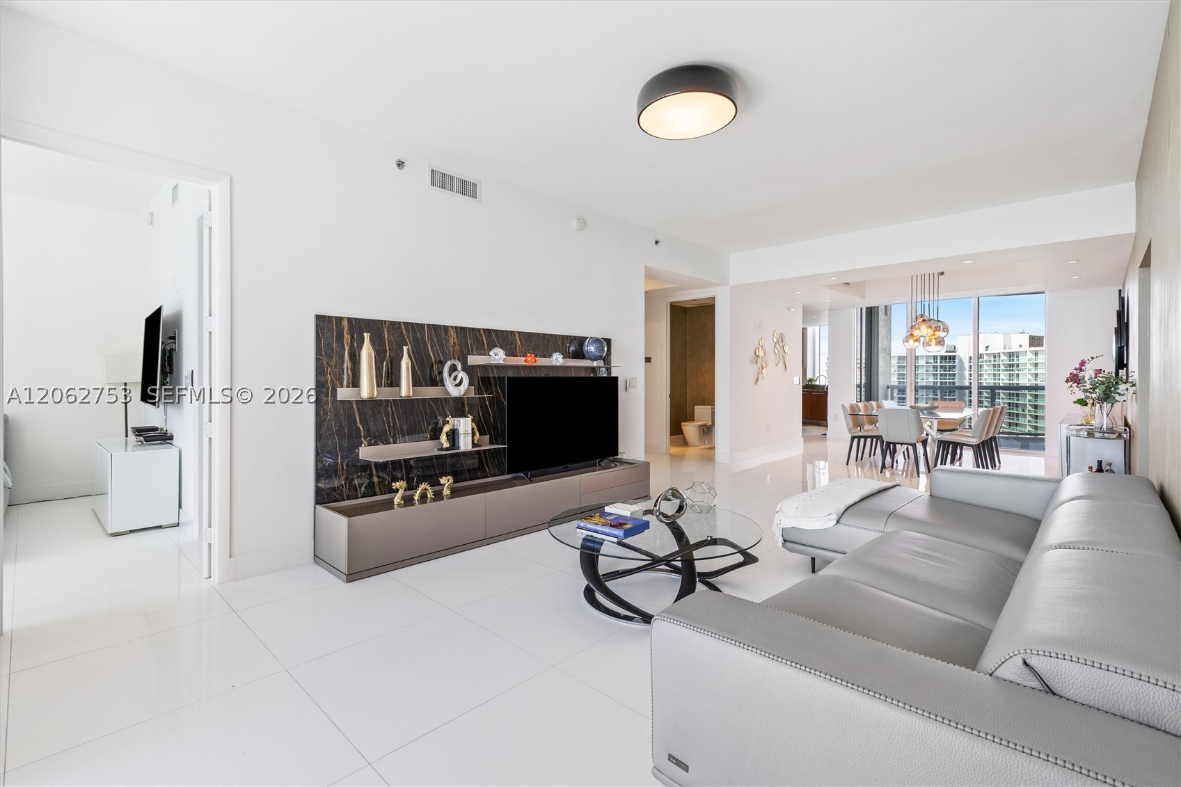 15811 Collins Ave #1604, Sunny Isles Beach FL 33160