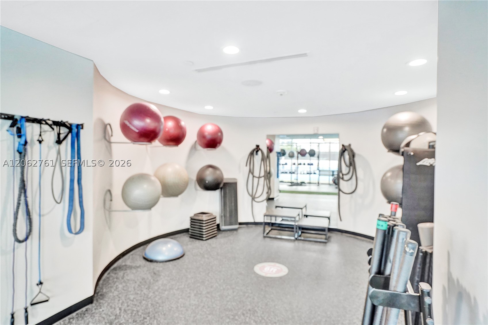 3201 NE 183rd St #2403, Aventura FL 33160