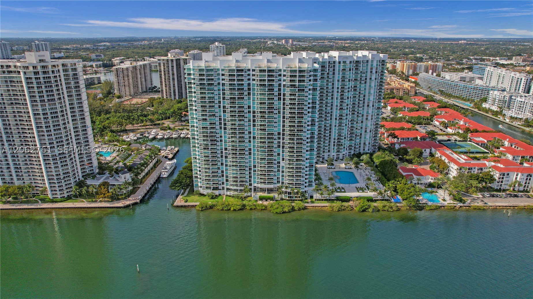 3201 NE 183rd St #2403, Aventura FL 33160