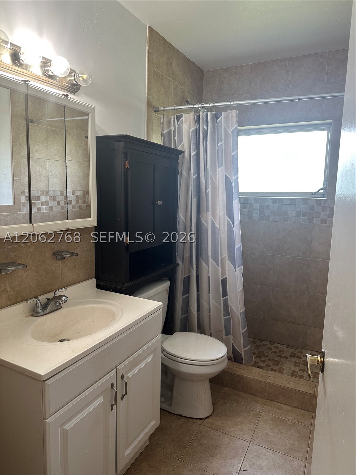 5340 Orduna Dr, Coral Gables FL 33146