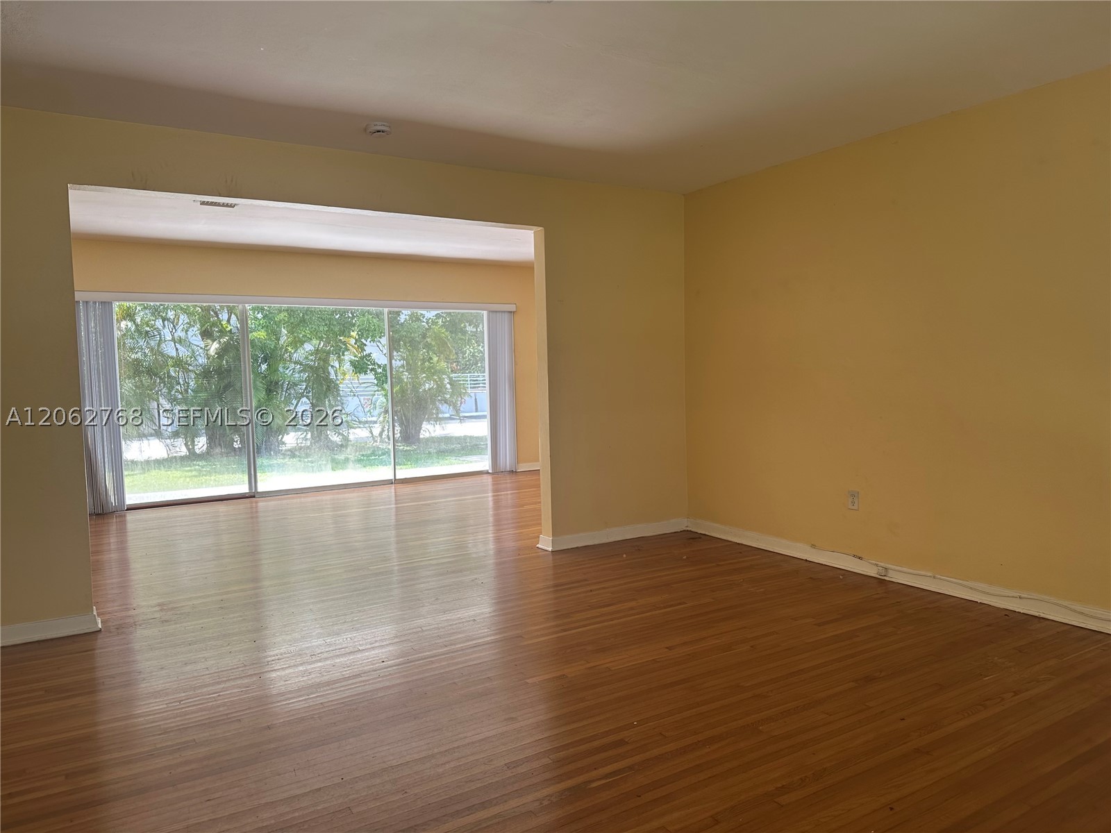 5340 Orduna Dr, Coral Gables FL 33146