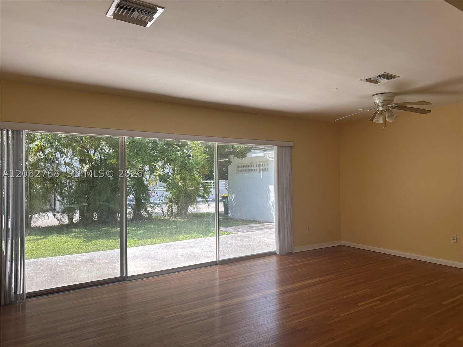 5340 Orduna Dr, Coral Gables FL 33146