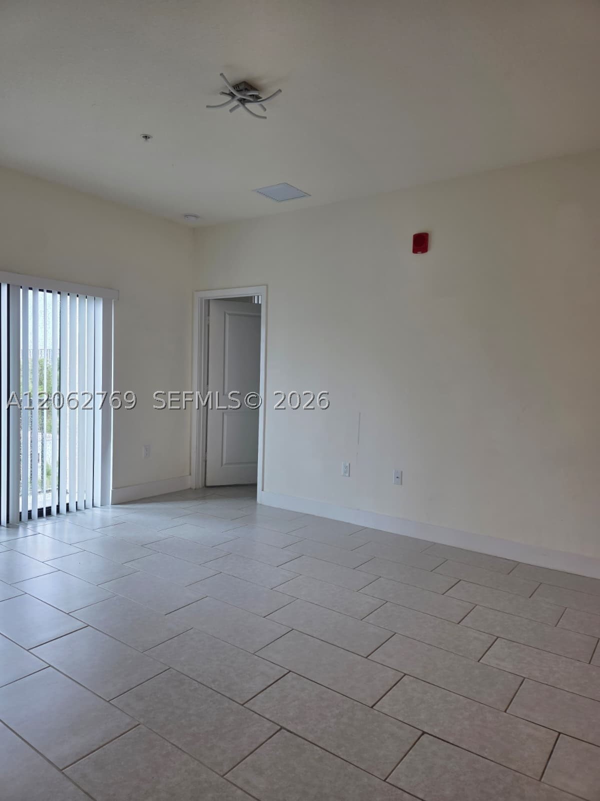 8167 NW 41st St #E-409, Doral FL 33166