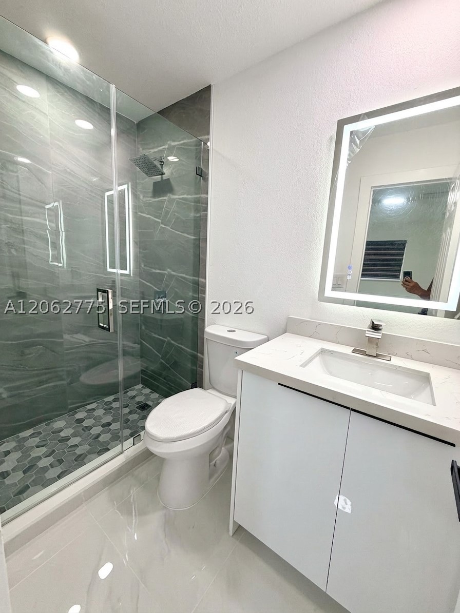 17800 NW 8th Ave, Miami Gardens FL 33169