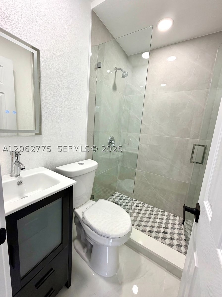 17800 NW 8th Ave, Miami Gardens FL 33169
