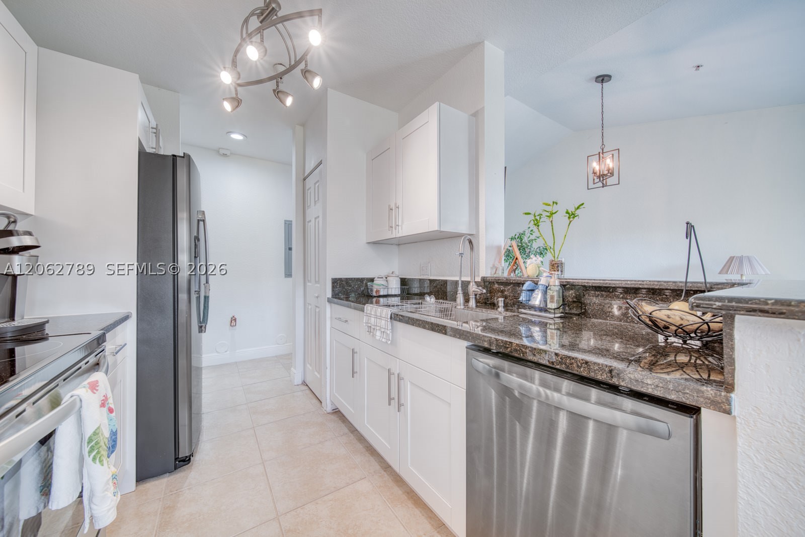 21130 SW 87th Ave #304, Cutler Bay FL 33189