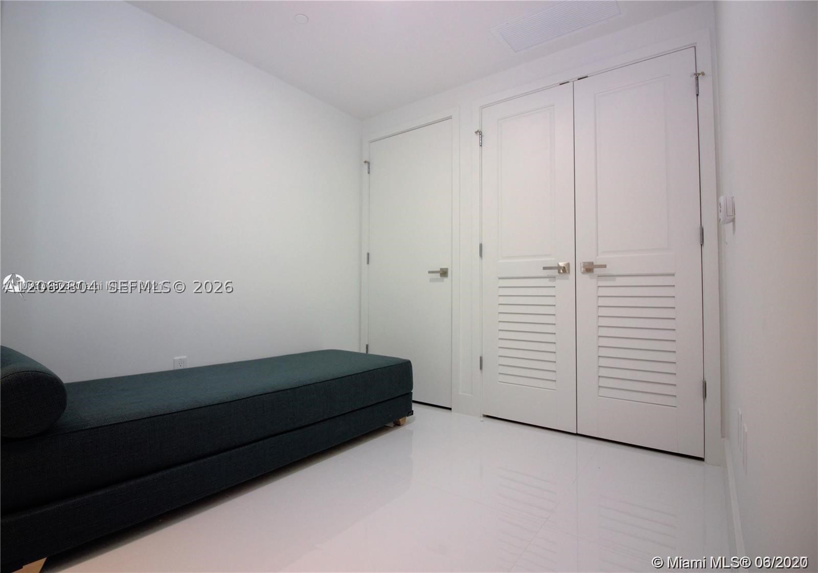 1080 Brickell Ave #3403, Miami FL 33131