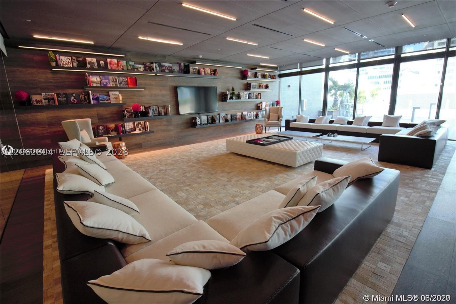 1080 Brickell Ave #3403, Miami FL 33131