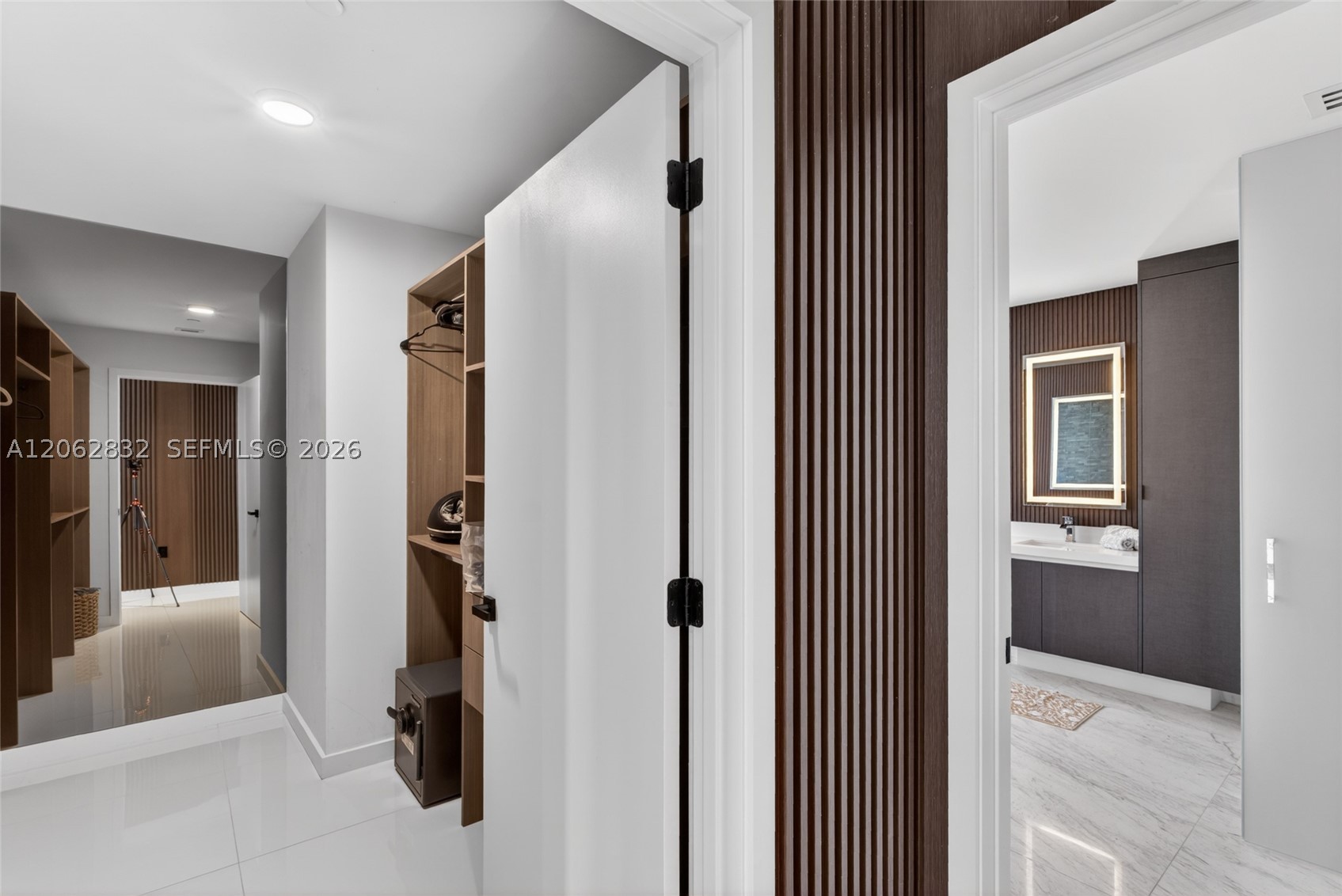 851 NE 1st Ave #3201, Miami FL 33132