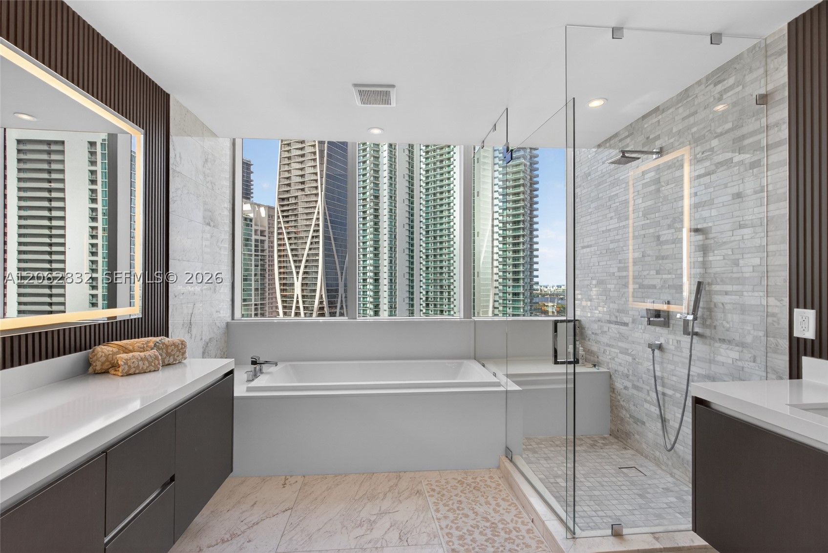 851 NE 1st Ave #3201, Miami FL 33132
